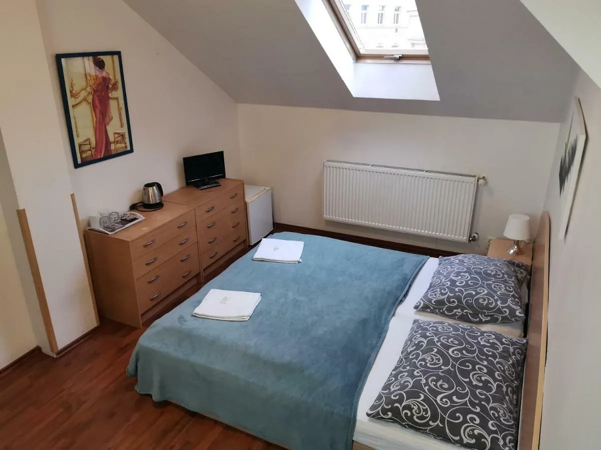 Aparthotel Auspicie Apartment Prague
